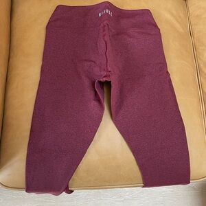 Nobull maroon leggings. Size medium